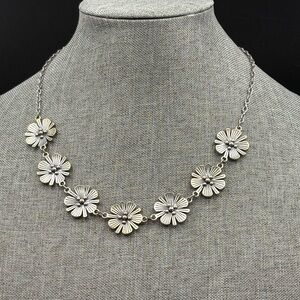 Silver Floral Necklace
